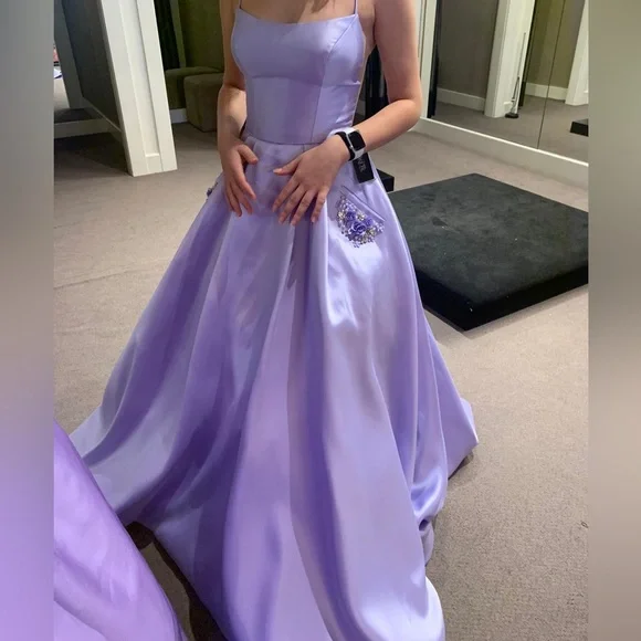 Lilac satin Ballgown prom dress - Picture 3 of 3